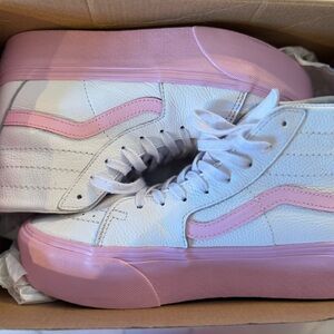 Vans x Barbie SK8-HI